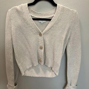 3 buttoned cardigan